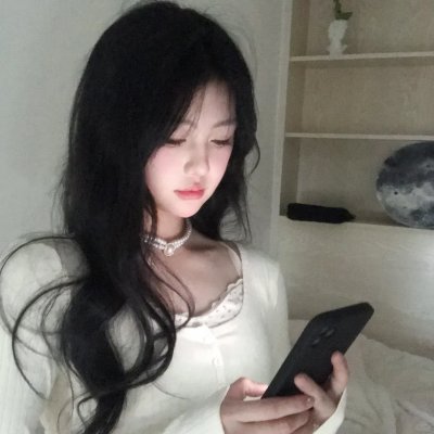 米莉米莉友莉杜莉封面